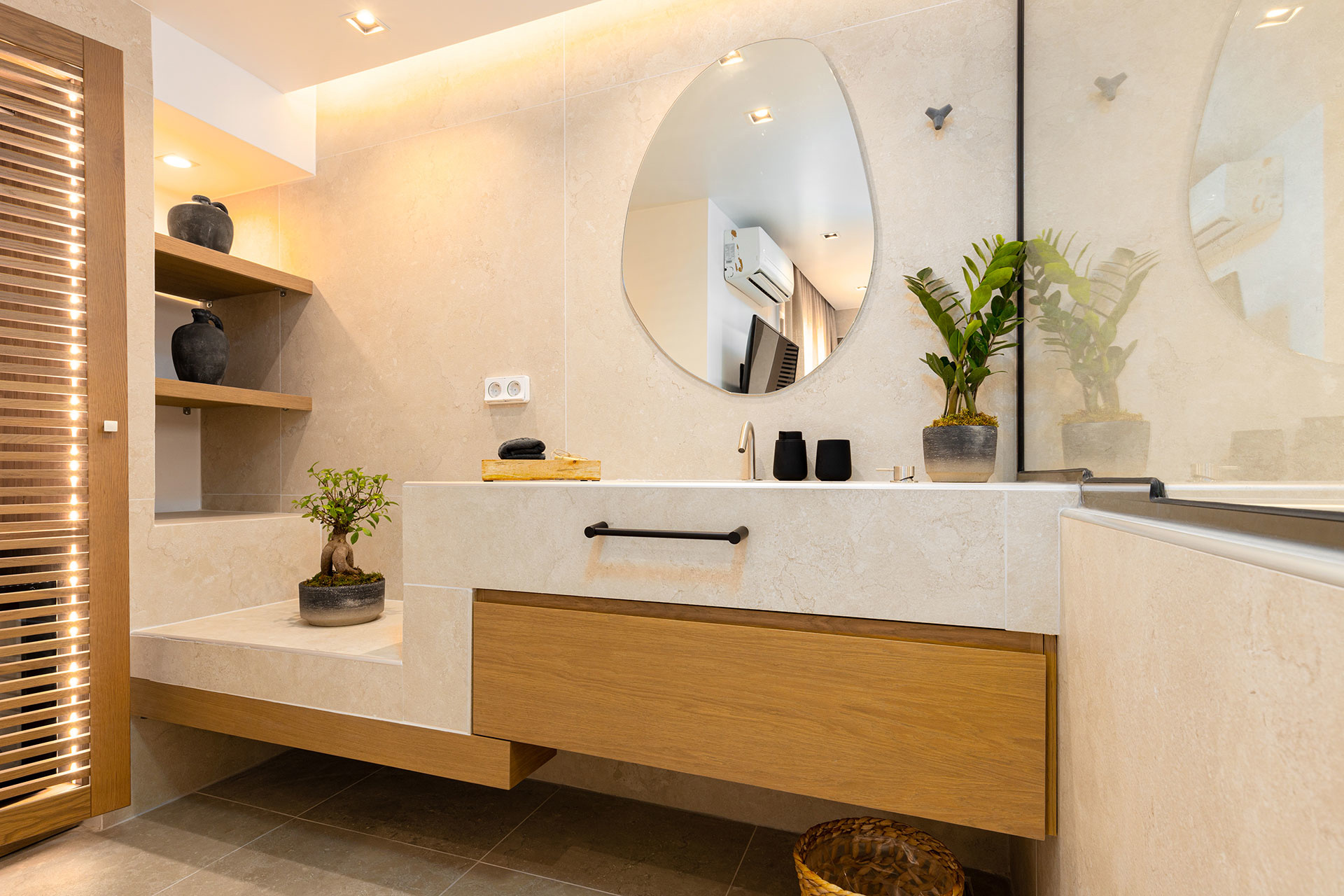 von_poll_real_estate_property_1045137_image_8