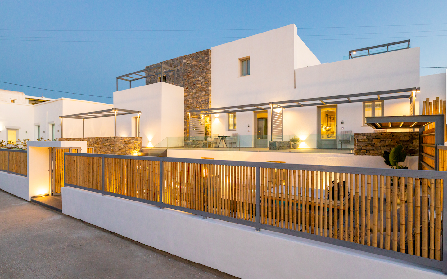 von_poll_real_estate_property_1045140_image_0