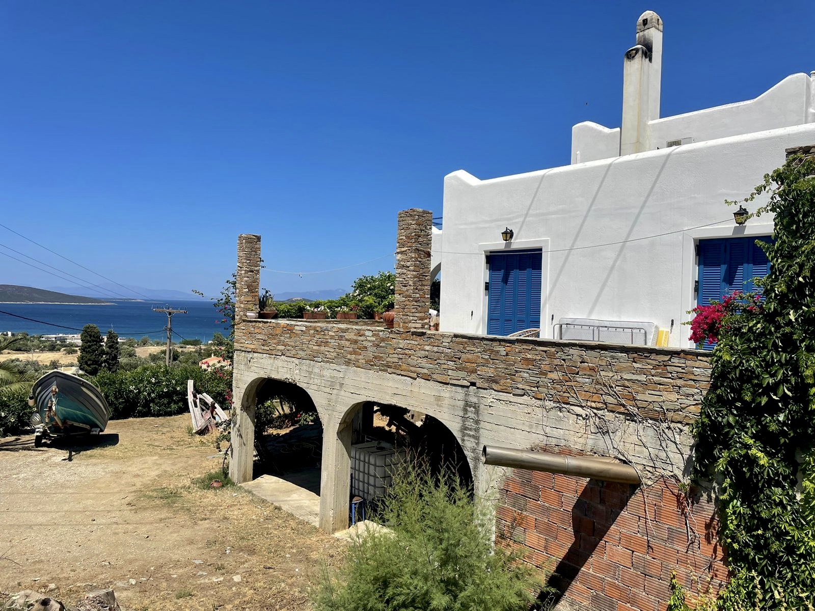 Selling Evia Real Estate