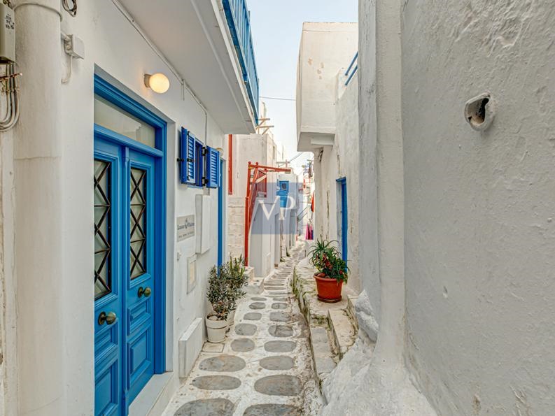 Cycladic Maisonette in Mykonos Chora