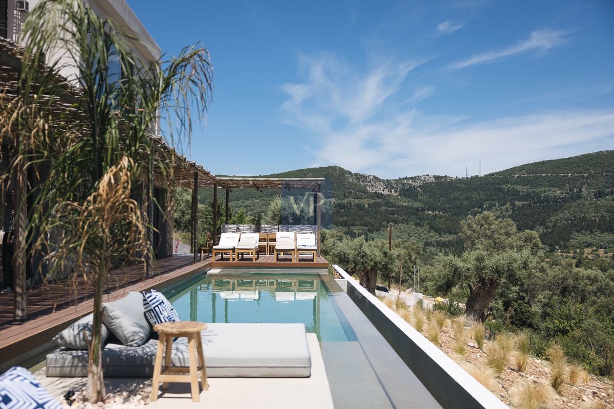 Villa Ionian Nest For Sale in Lefkada