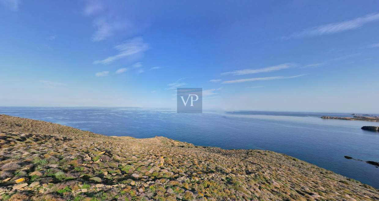 Land plot For sale, Antiparos, 41,739 sq.m., €10,000,000