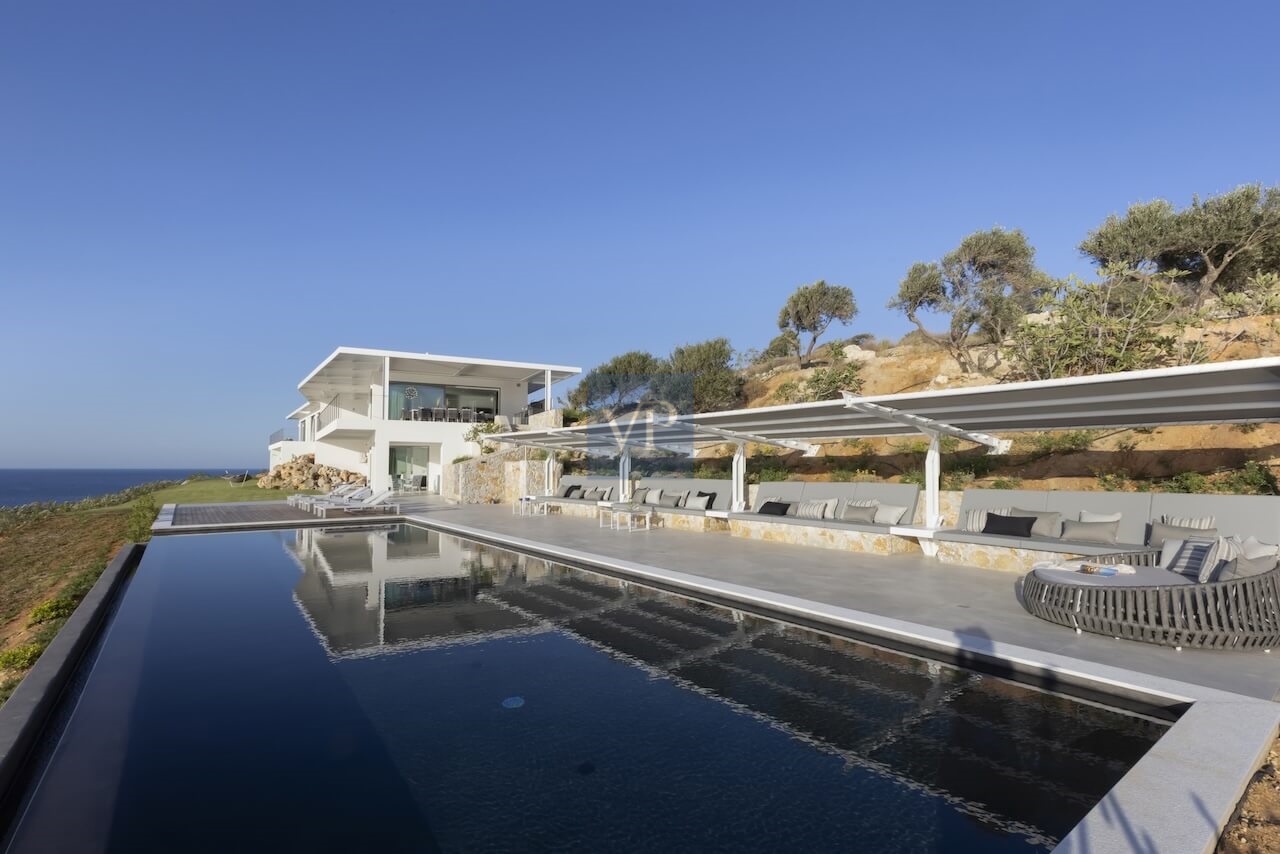 Villa Aoria - Seafront Luxurious Villa in Chania, Crete