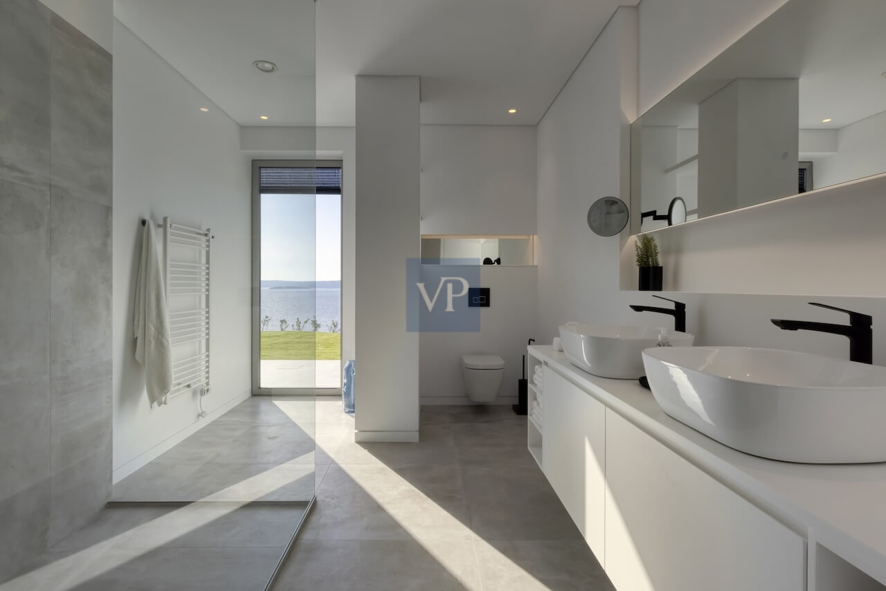 Villa Aoria - Seafront Luxurious Villa in Chania, Crete