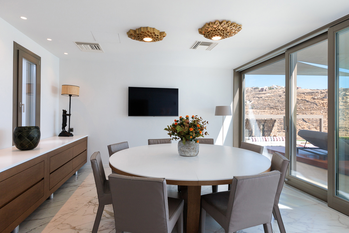 von_poll_real_estate_property_1084853_image_13