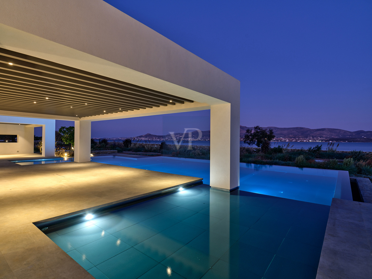 Seafront Villa Breeze in Antiparos: A Coastal Masterpiece