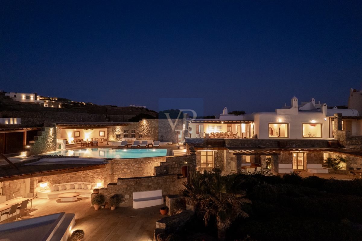 Villa Wild Blue Luxurious Cycladic Retreat in Tourlos Mykonos