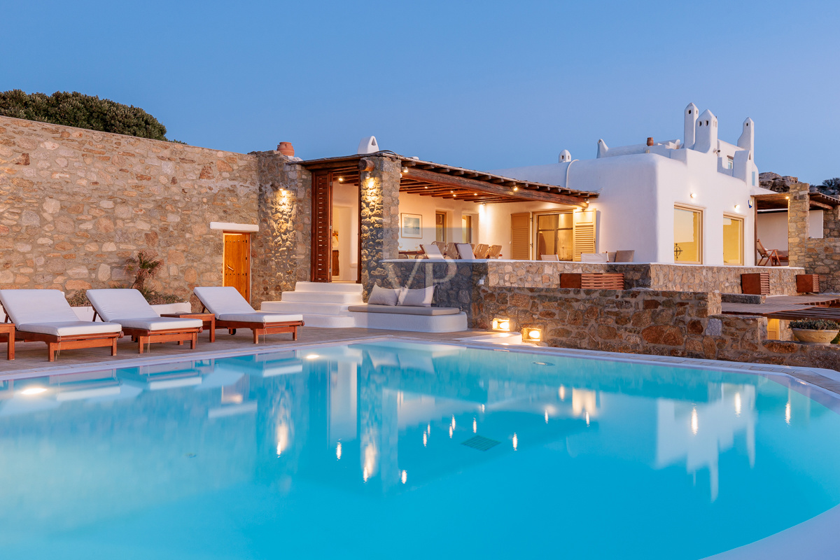 Villa Wild Blue Luxurious Cycladic Retreat in Tourlos Mykonos