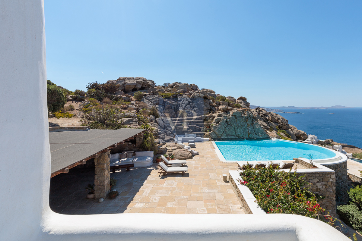 Villa Sea Salt with Sunset View in Tourlos, Mykonos 