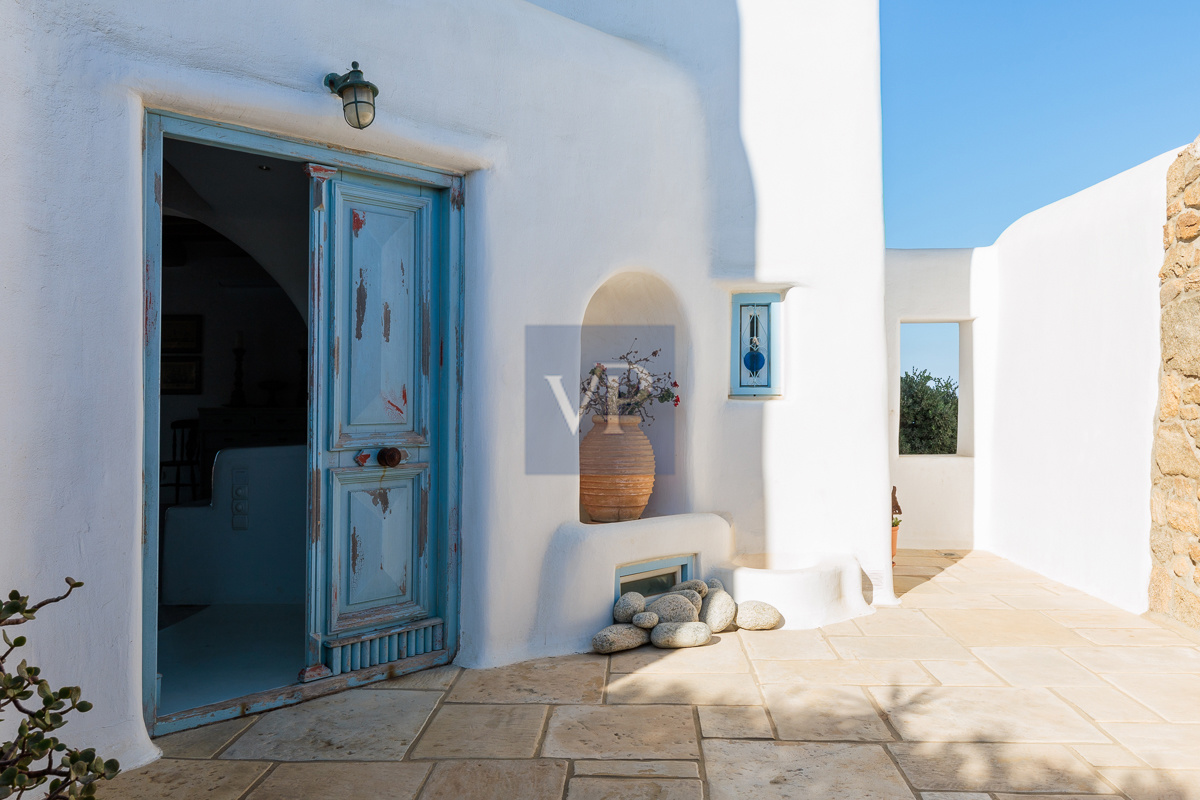 Villa Sea Salt with Sunset View in Tourlos, Mykonos 