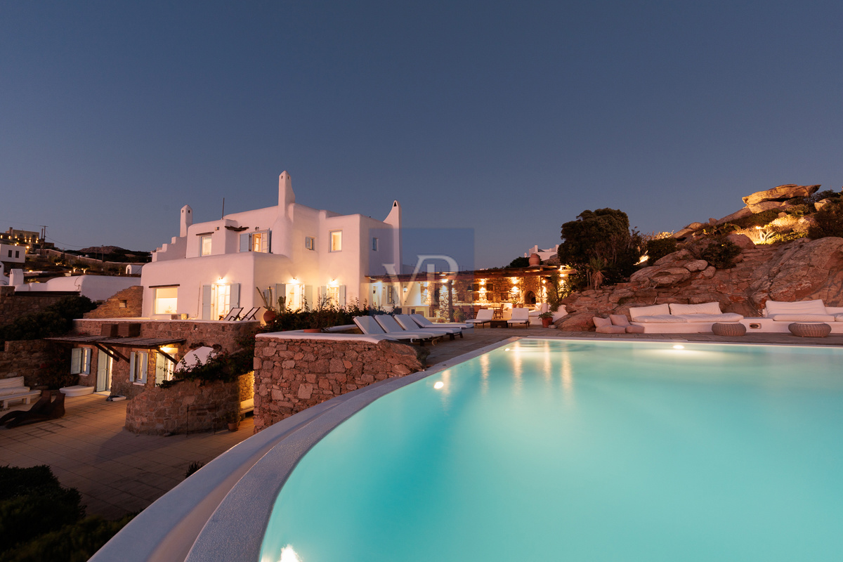 Villa Sea Salt with Sunset View in Tourlos, Mykonos 