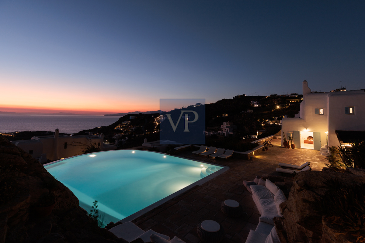 Villa Sea Salt with Sunset View in Tourlos, Mykonos 