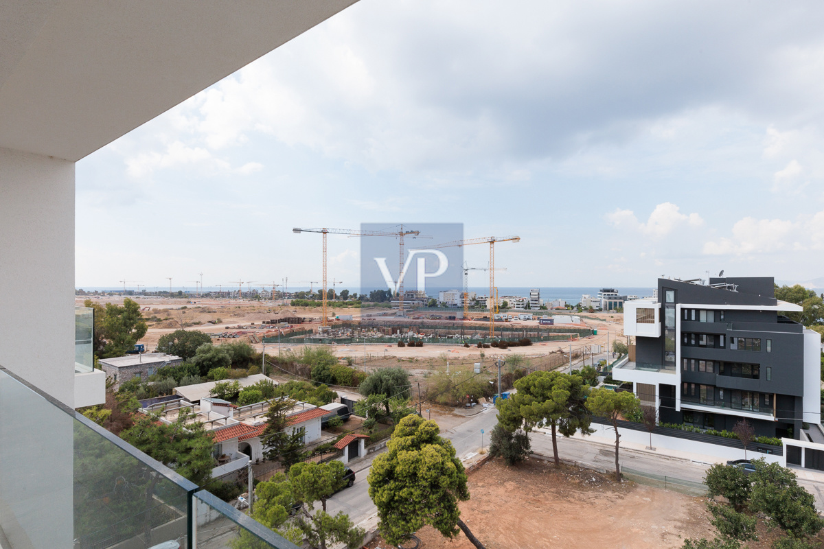 Penthouse Opalyn with Jacuzzi in Athens Riviera 