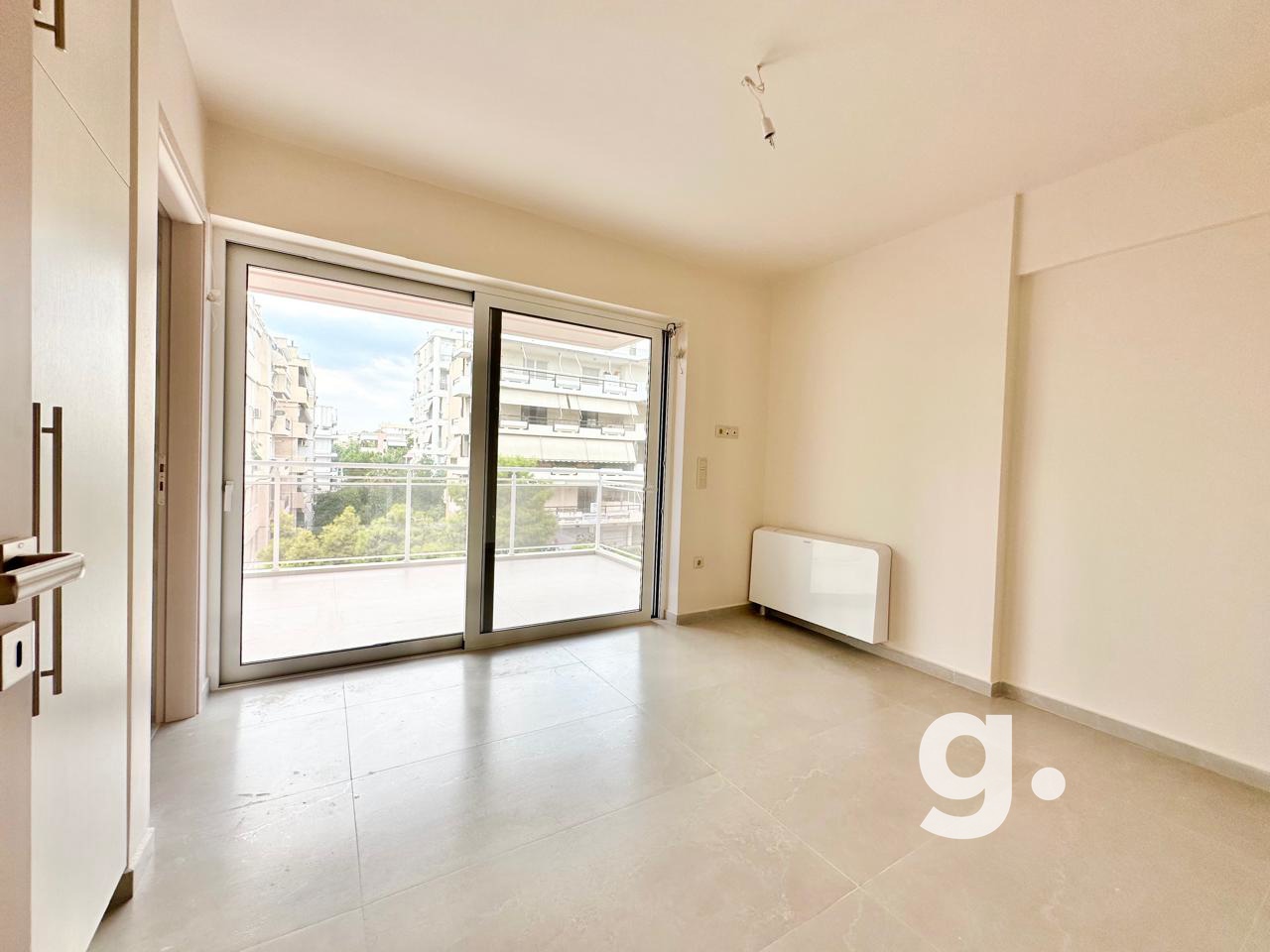 Greecing Real Estate