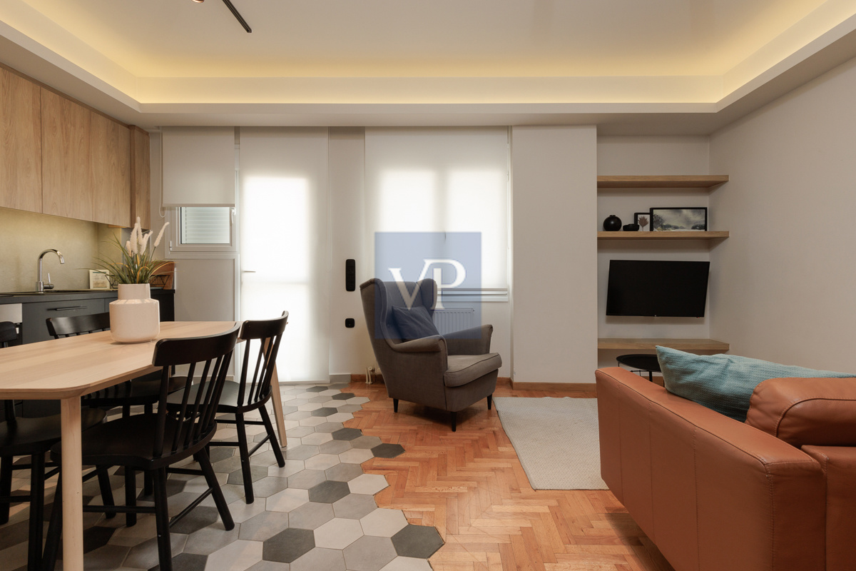 Vivid Apartment For sale in Pagkrati Athens