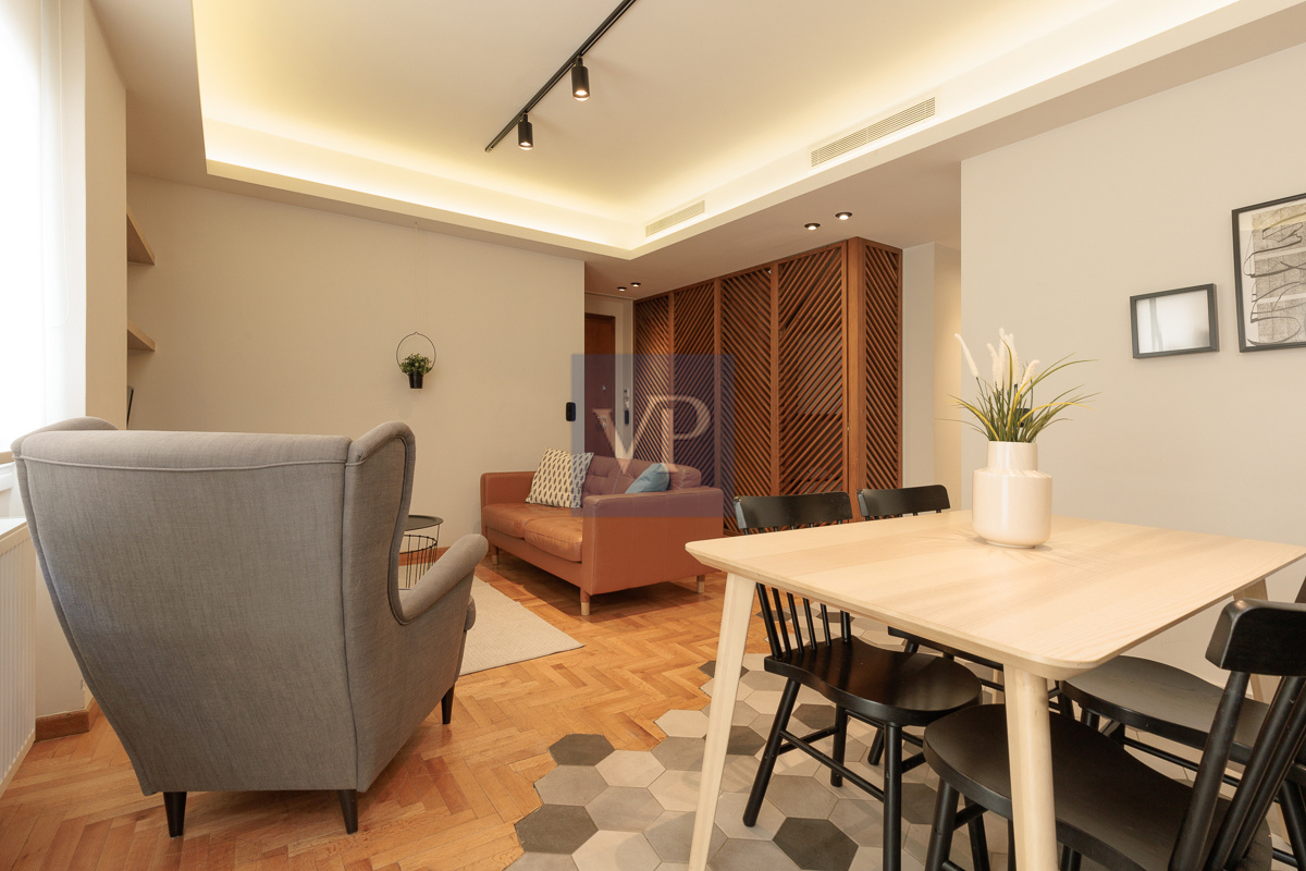 Vivid Apartment For sale in Pagkrati Athens