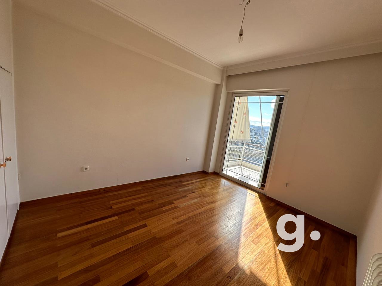 Greecing Real Estate