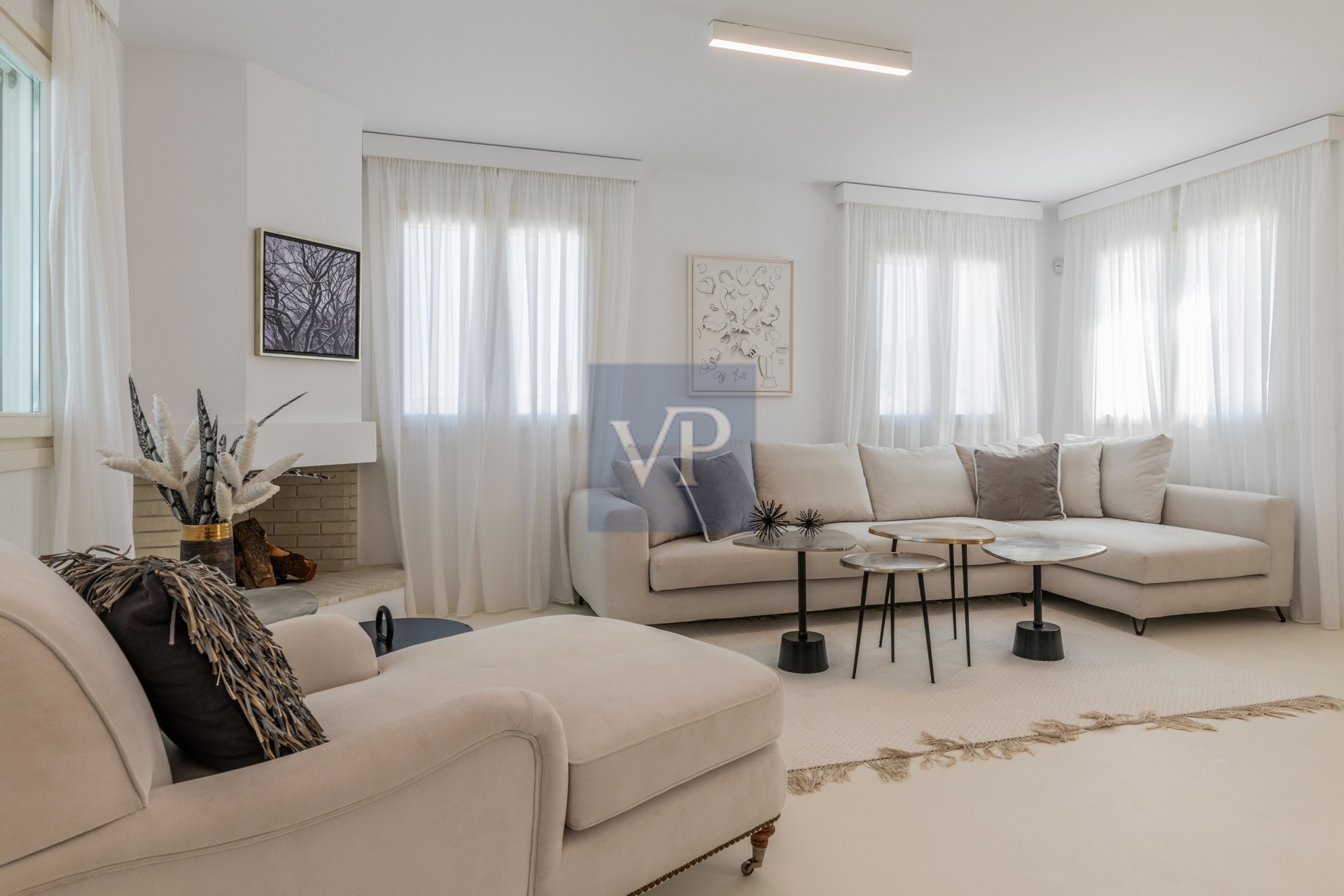 von_poll_real_estate_property_1324355_image_16