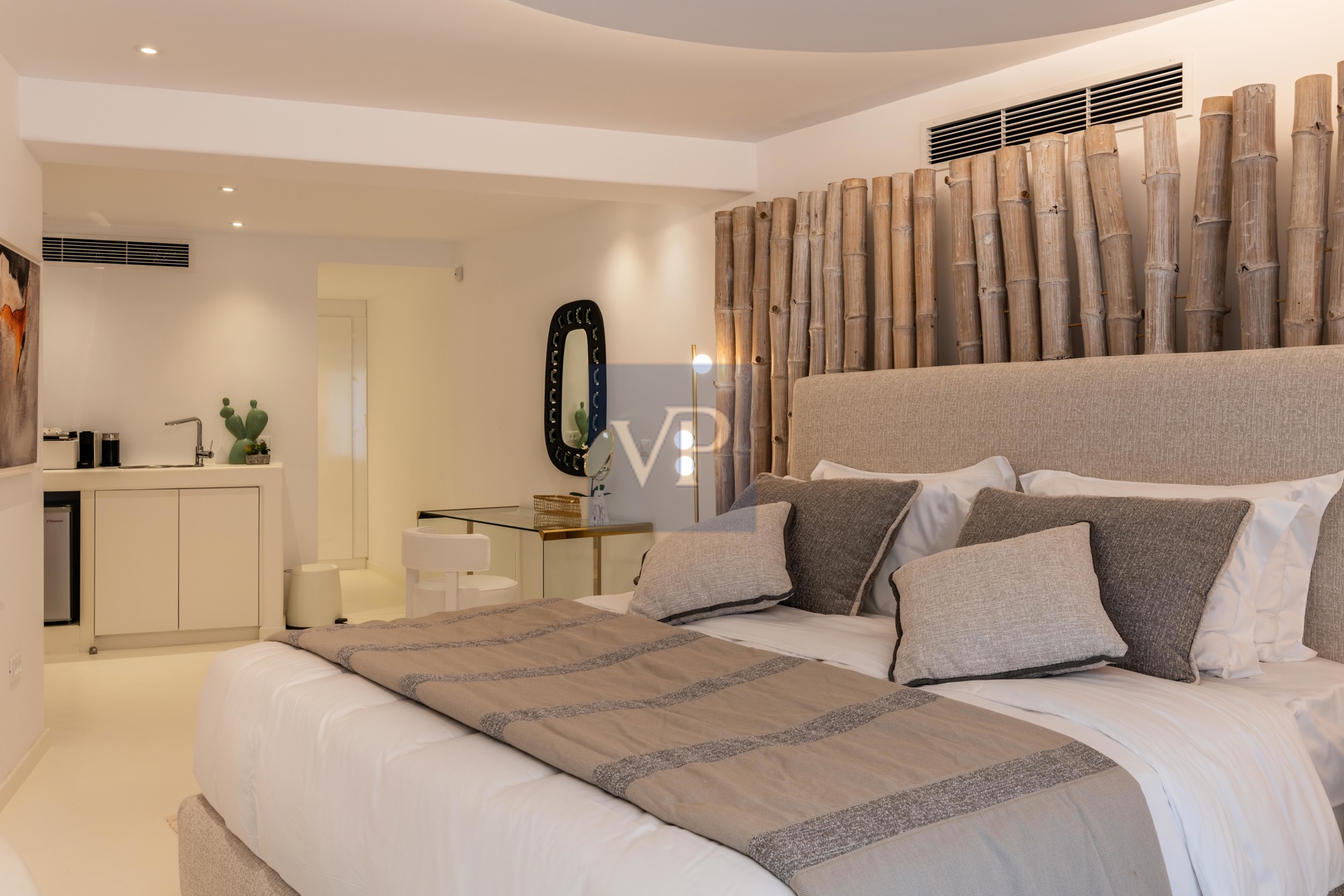 von_poll_real_estate_property_1324355_image_15
