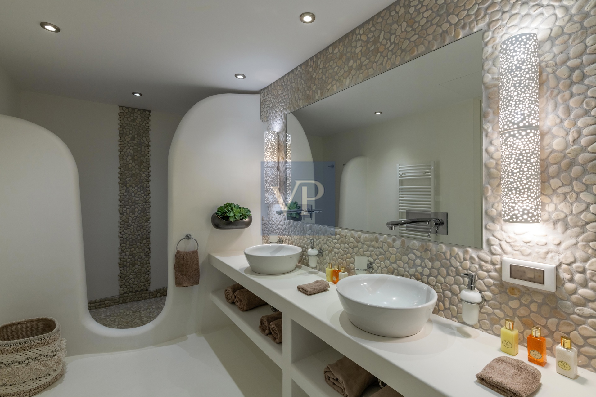 von_poll_real_estate_property_1324355_image_12
