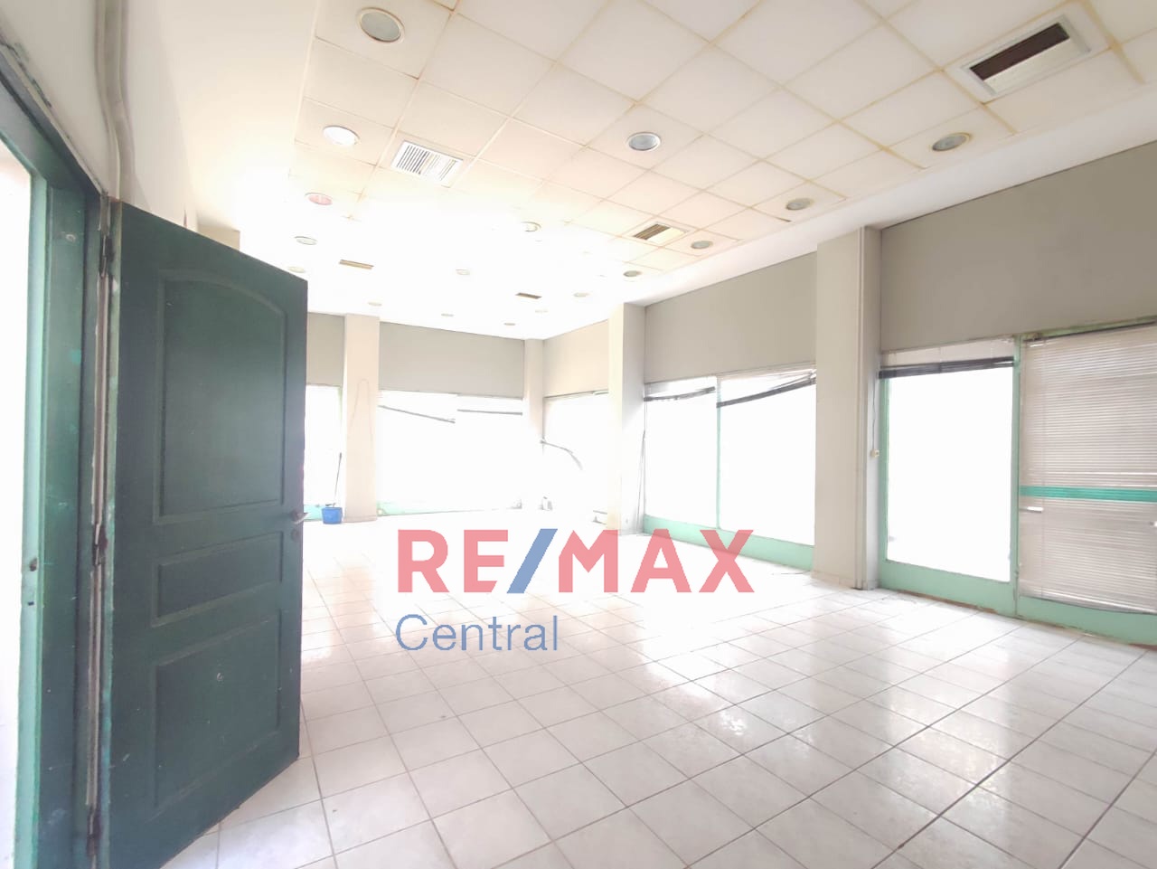 Remax Central