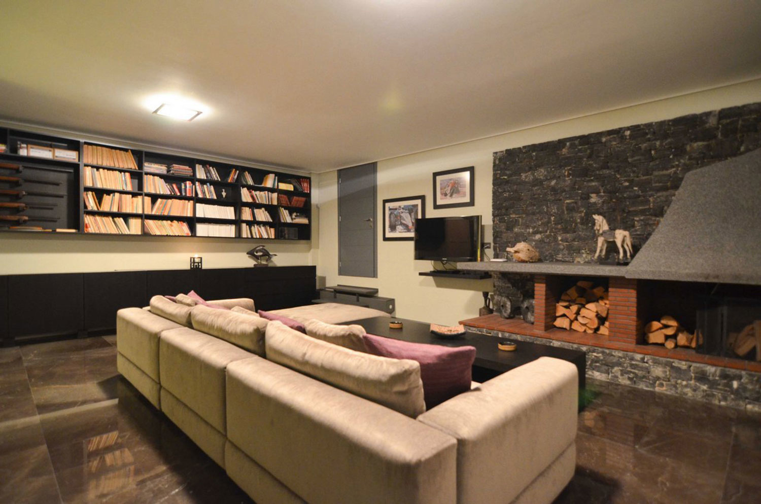 Selling Evia Real Estate