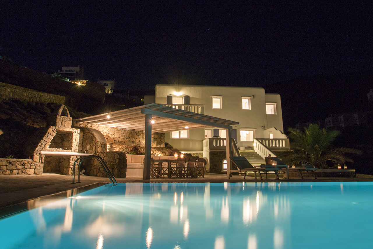 von_poll_real_estate_property_1381025_image_0