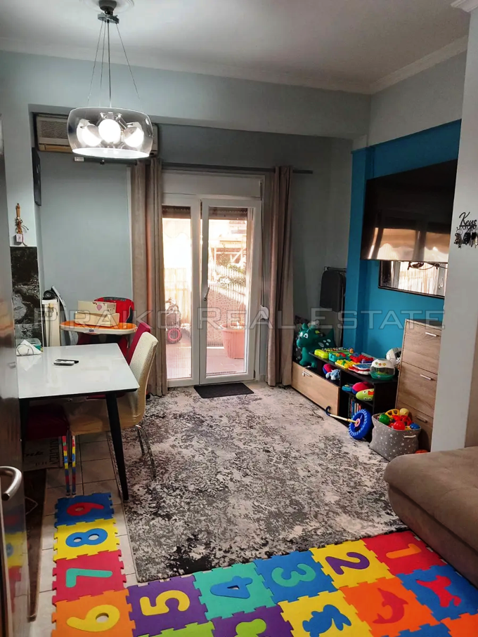 Piraiko Real Estate