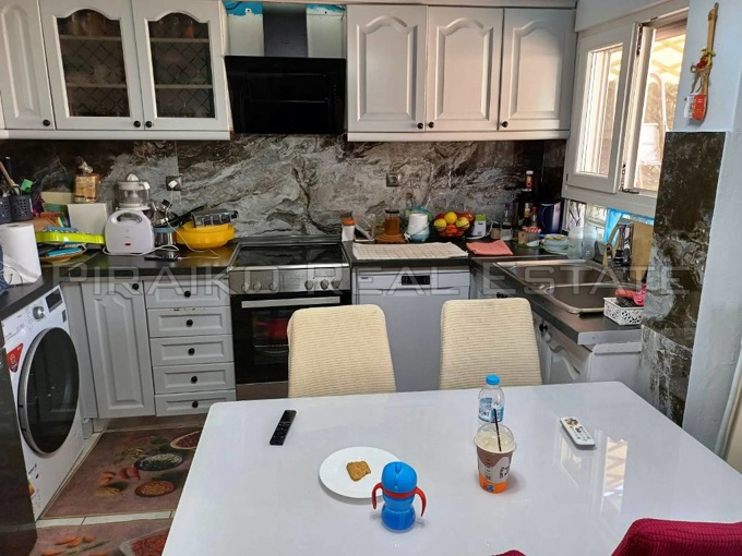 Piraiko Real Estate