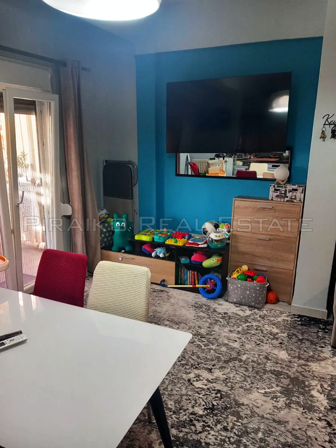 Piraiko Real Estate