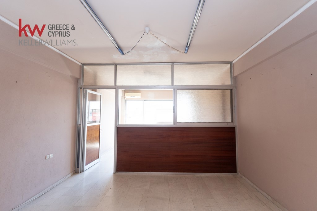 1438962 - Γραφείο Προς Πώληση, Καρδίτσα, 45 τ.μ., €40.000