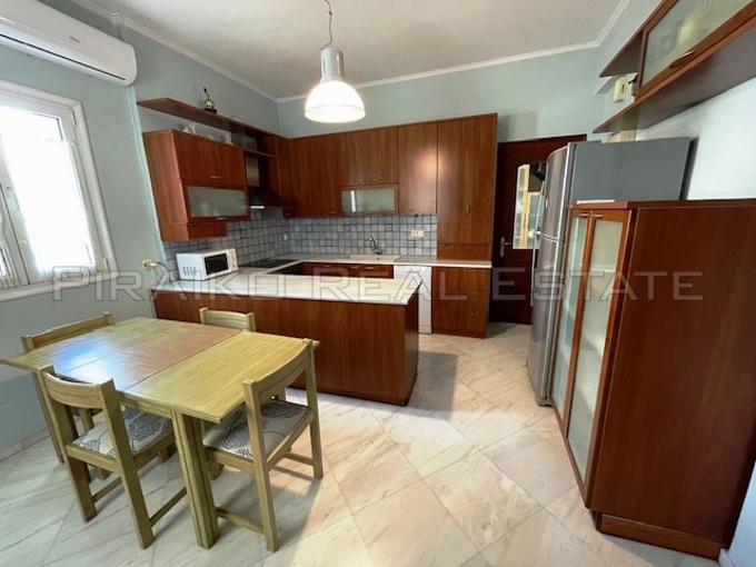 Piraiko Real Estate