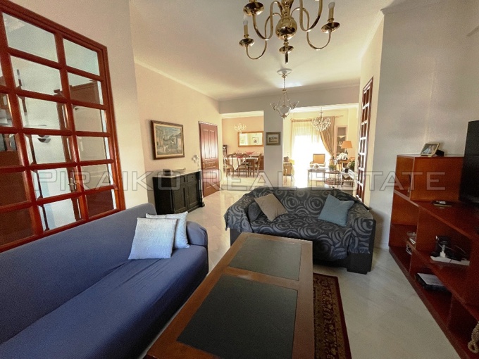 Piraiko Real Estate