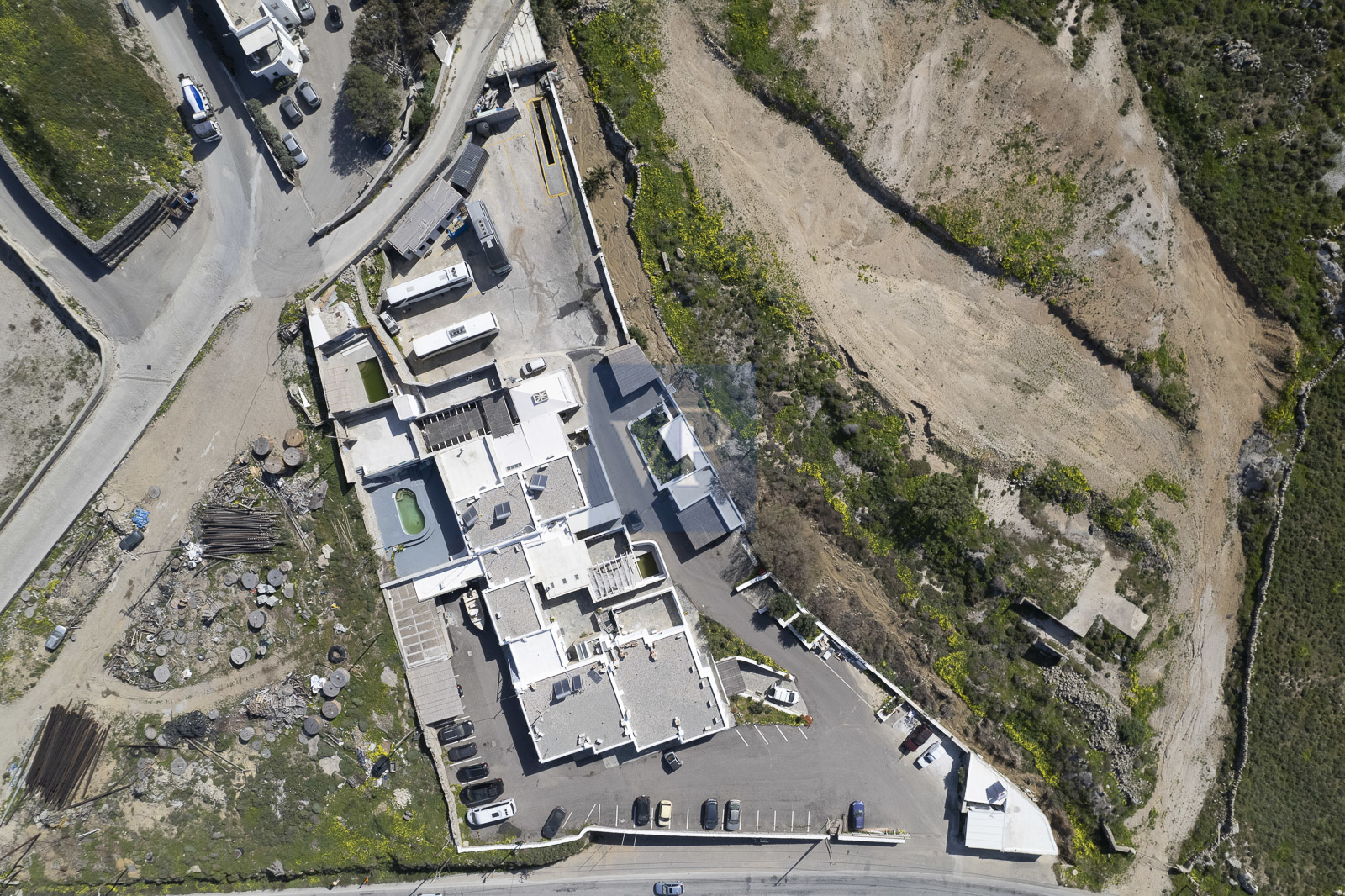 von_poll_real_estate_property_1453066_image_1