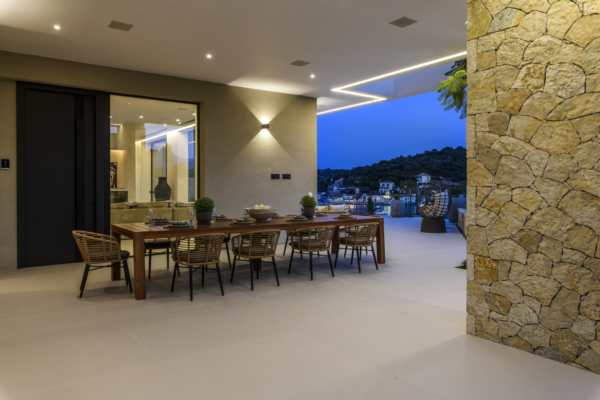 von_poll_real_estate_property_1488281_image_24