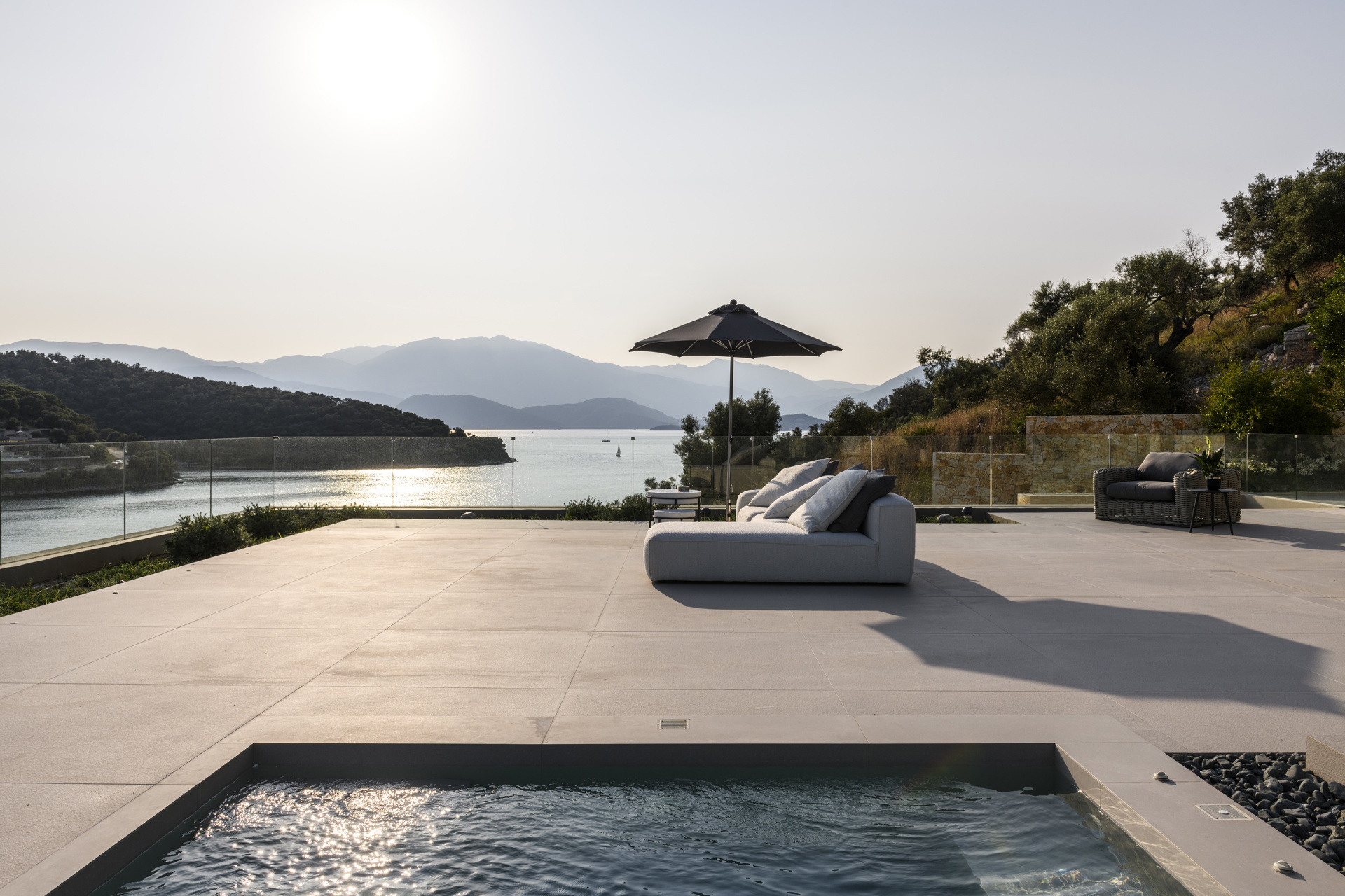 von_poll_real_estate_property_1488281_image_0