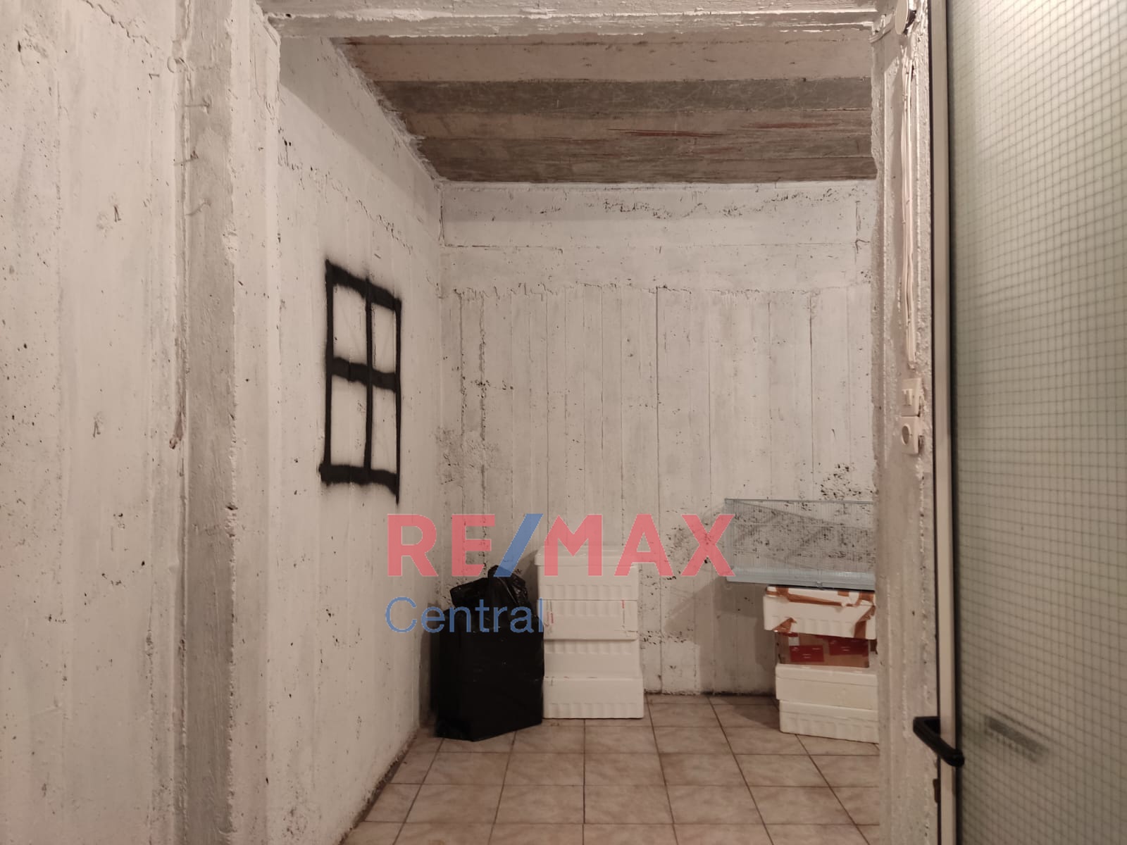 Remax Central