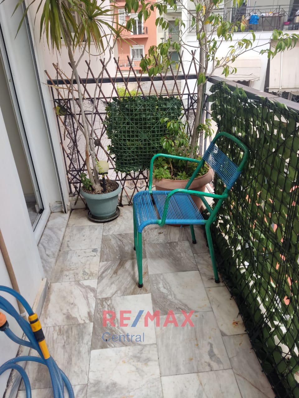 Remax Central