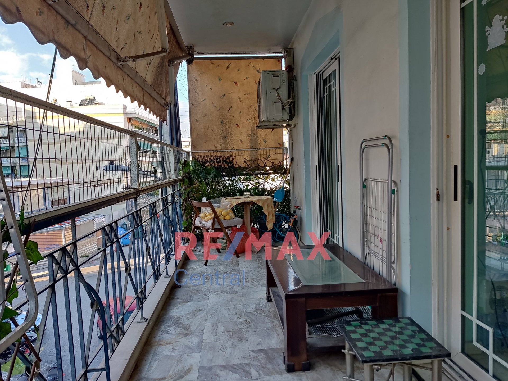 Remax Central