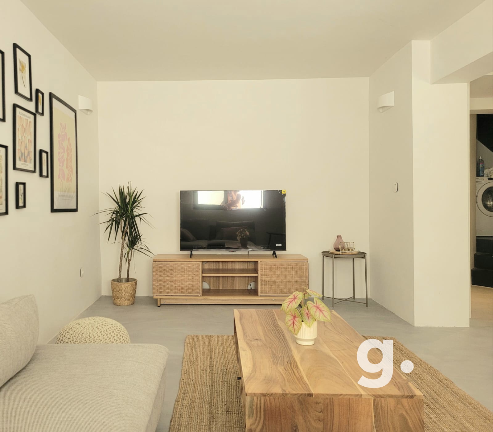 Greecing Real Estate