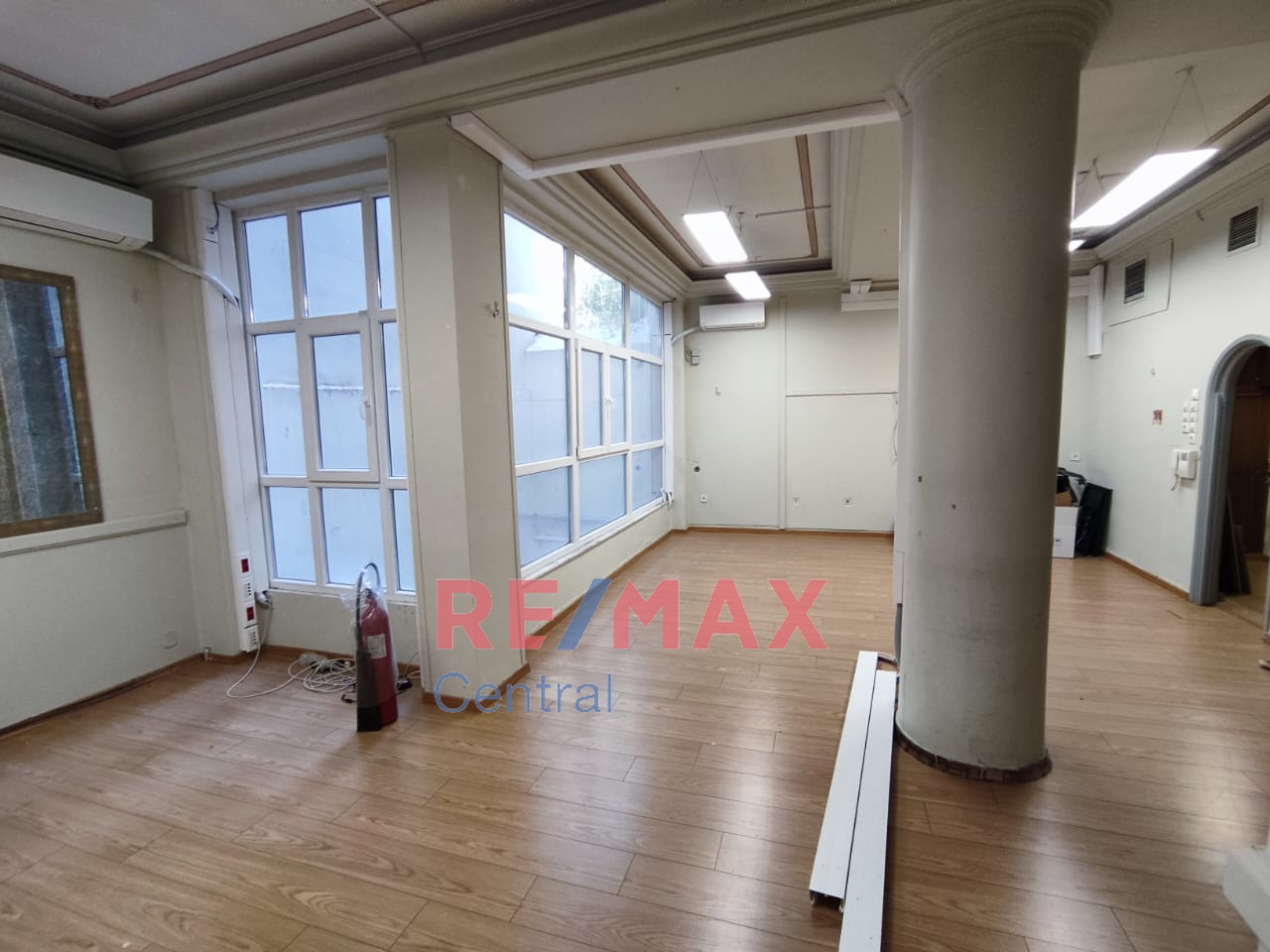 Remax Central