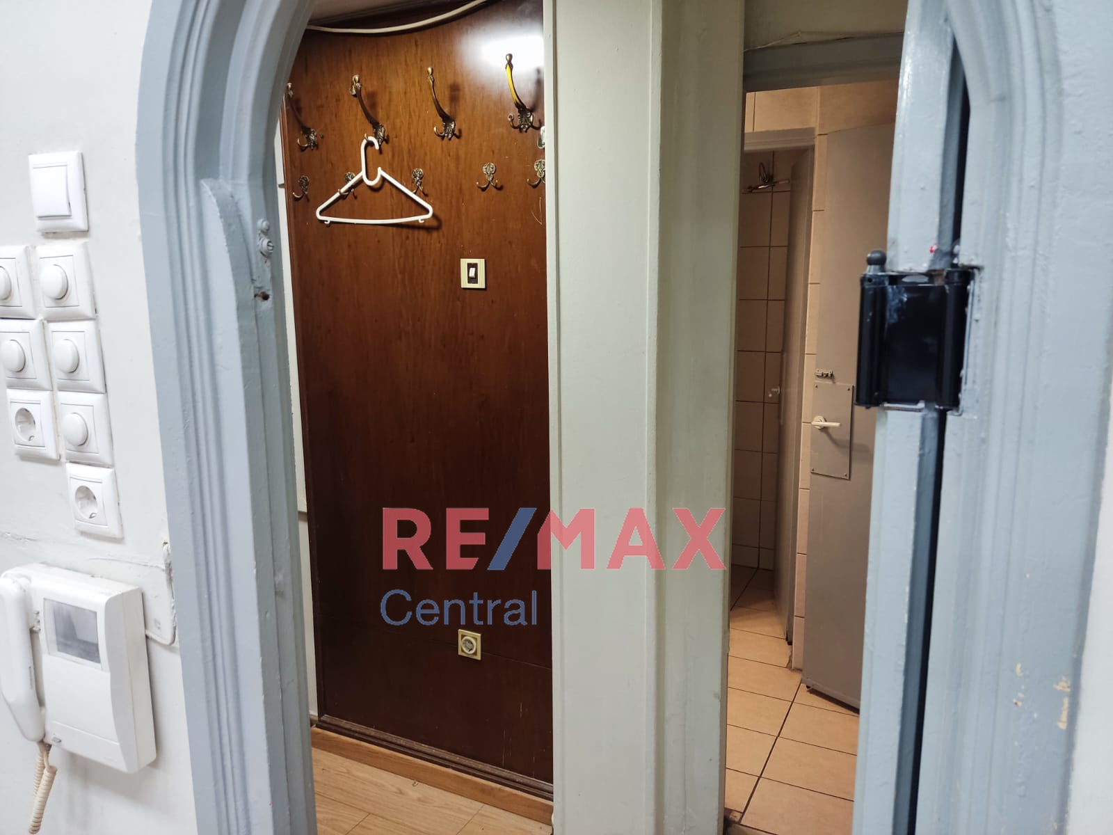 Remax Central