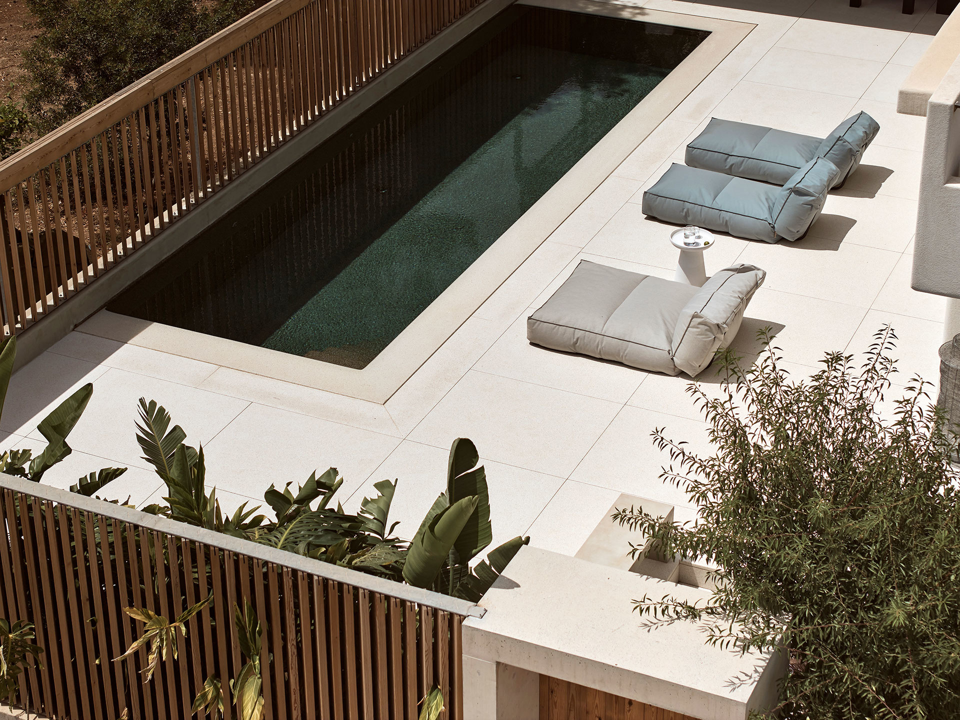 586e1c9e66c24047b519224169ec6cb9