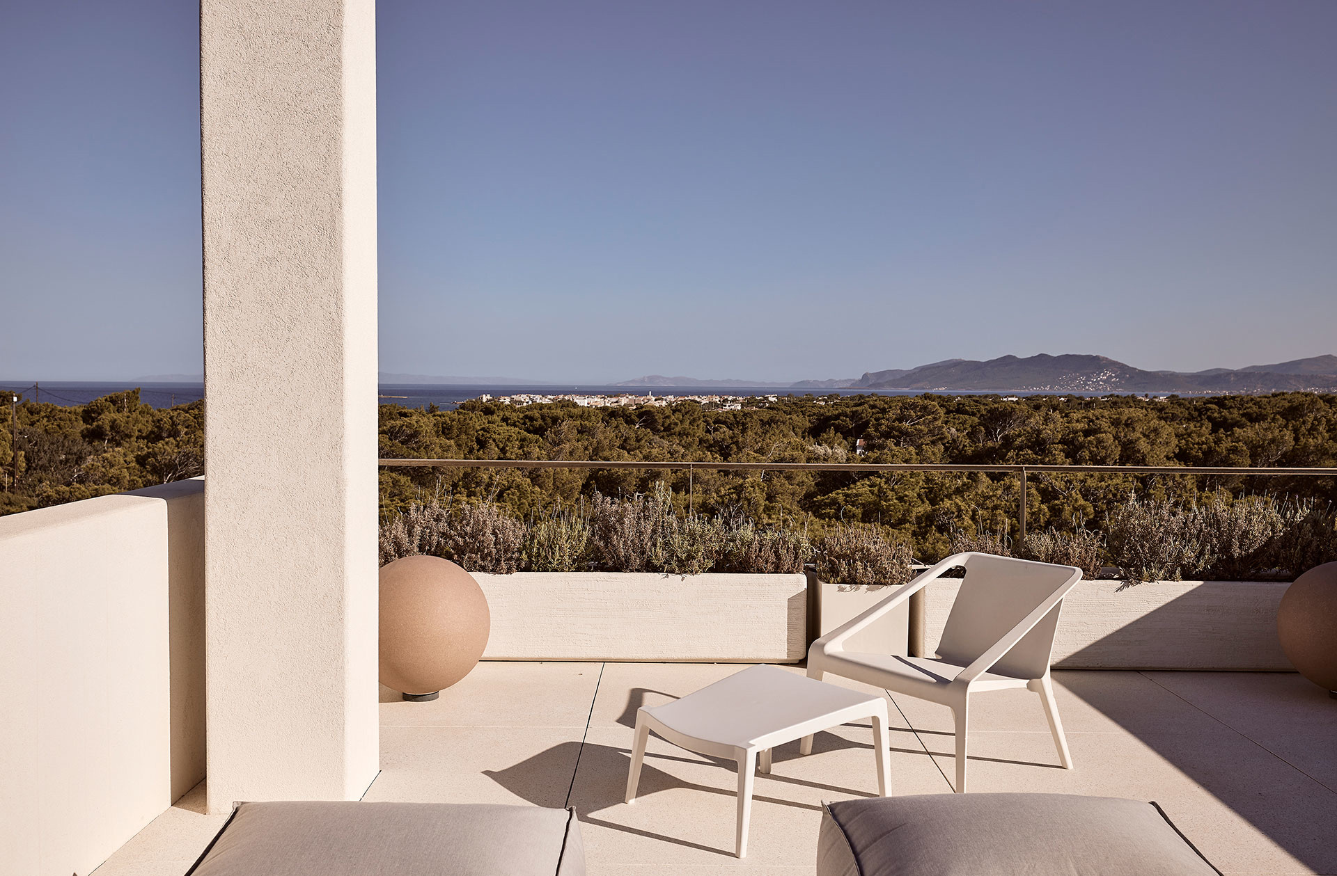 fb069766cfc04c1bb5cbad8ff314b206