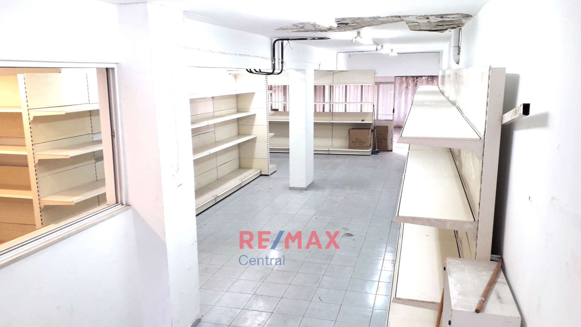 Remax Central