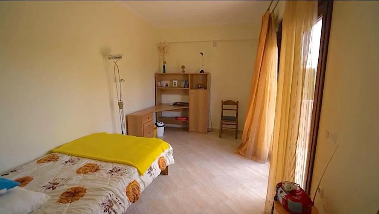Selling Evia Real Estate