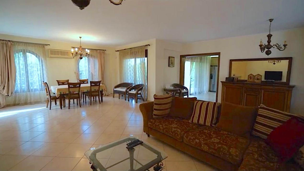 Selling Evia Real Estate