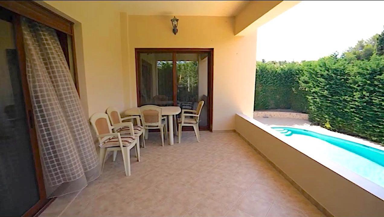 Selling Evia Real Estate
