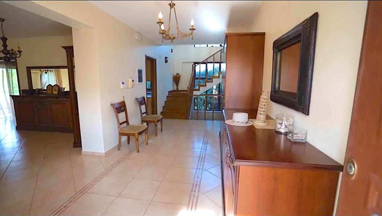 Selling Evia Real Estate