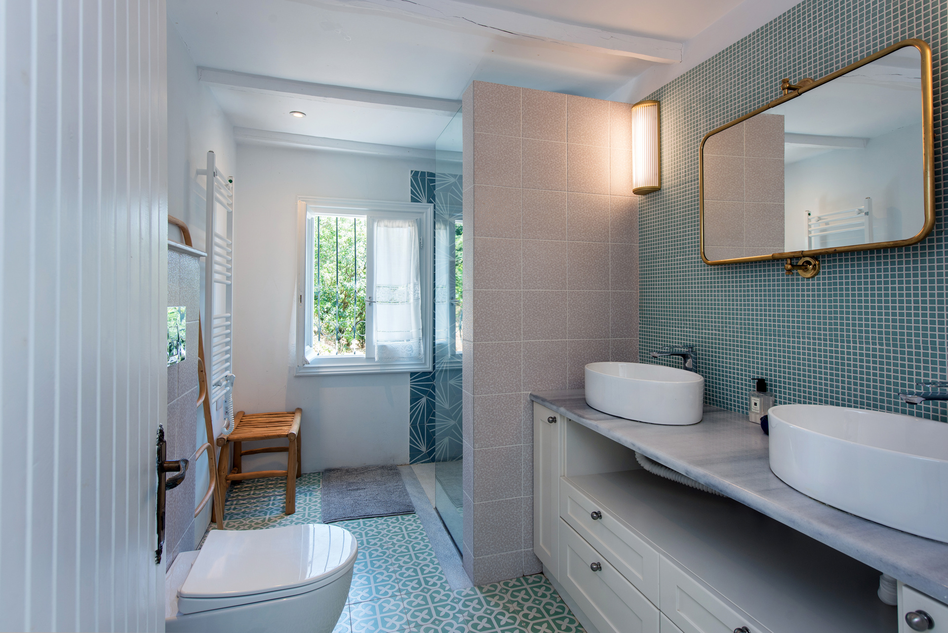 von_poll_real_estate_property_1568501_image_18